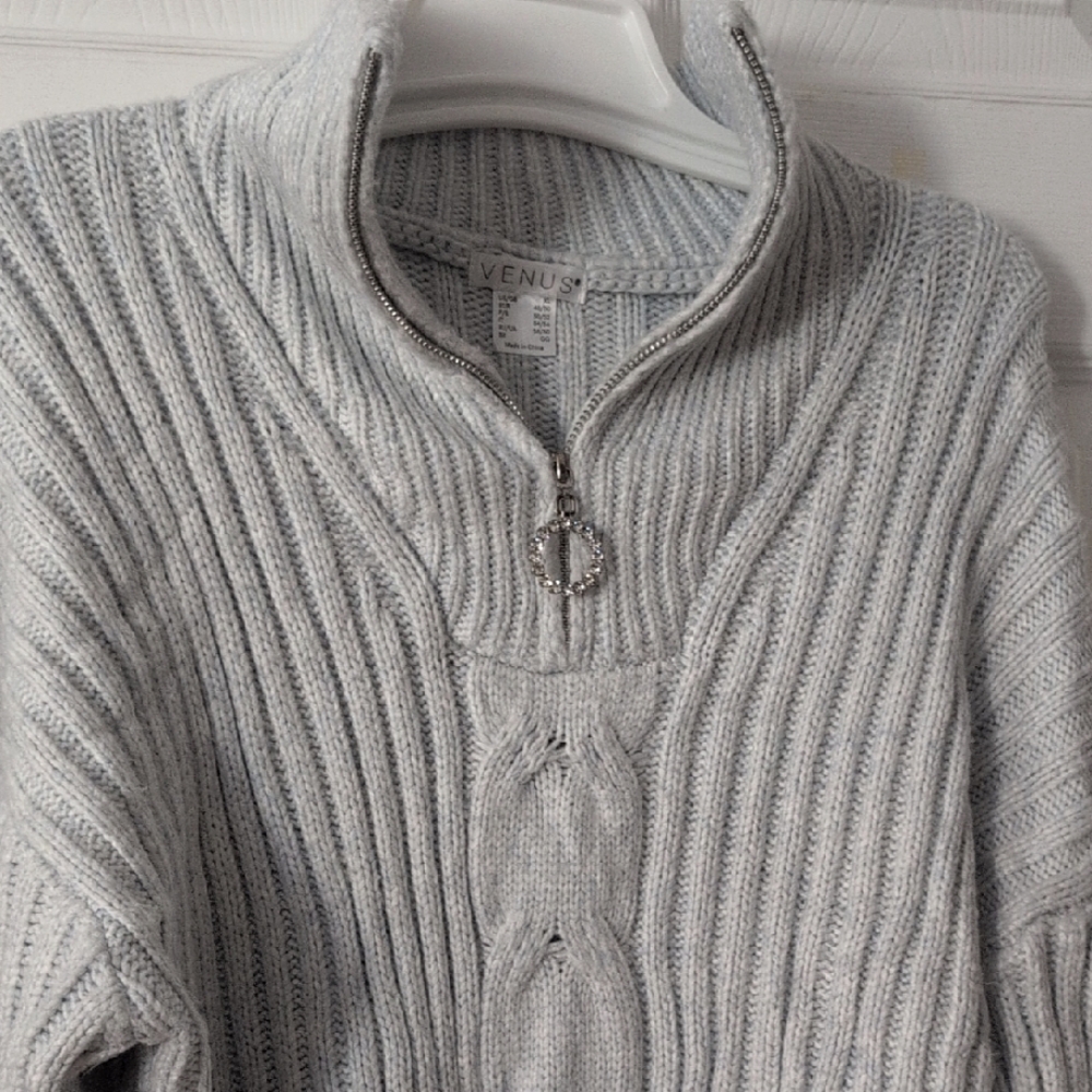 Venus Women's Grayish Blue Sweater